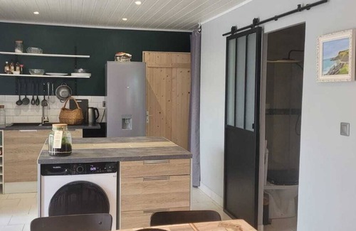 Saint-Pierre-Quiberon Bed & Breakfast | Maison Familliale de Village à 500m de la Plage,animaux Acceptés Parking Gratuit