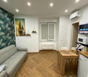 Naples City Centre House | Maison Frattasio