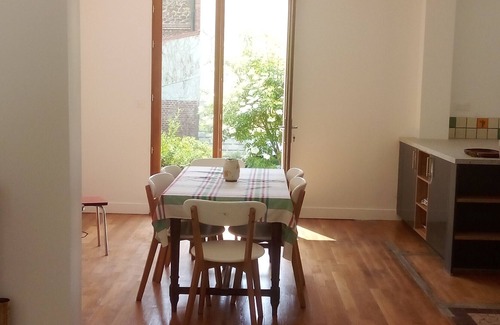 L'Ile-Saint-Denis House | Maison Individuelle Rénovée à Lile-saint-denis, au Cœur des JO !