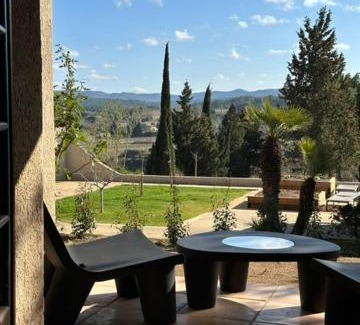 Berriac Bed & Breakfast | Maison Joyeuseté, Cité de Carcassonne 7 min, Piscine 20m chauffée toute l'année, Clim, Parking