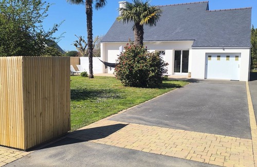 Beaussais-sur-Mer House | Maison K'armen. Quiet property on the Emerald Coast.