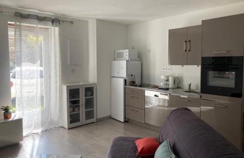 Corte Apartment | Maison Kyprea: charmant appartement/duplex , spacieux, tout confort avec terrasse extérieure privée, parking privatif , vue pittoresque sur la citadelle de Corté et les montagnes.