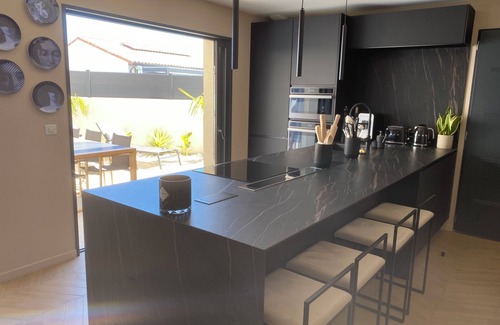 Vic-la-Gardiole House | Maison la volupté 2 kms from the wild beach of Les Aresquiers