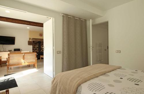 Saint-Fraimbault House | Maison Normande Authentique, Accessible PMR, Animaux Bienvenus, Activités Nature et Calme Assuré - FR-1-497-74