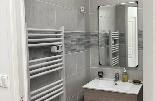 Boutiers-Saint-Trojan House | Maison Plain-pied Pied Avec 2 Chambres Makivka