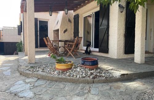 Sainte-Marie-la-Mer House | Maison proche de la mer