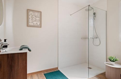 Montigny House | Maison rénovée haut de gamme - 4 chambres, terrasse, parking