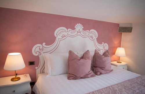 Sinalunga Bed & Breakfast | Maison Tuscany Bed&Breakfast