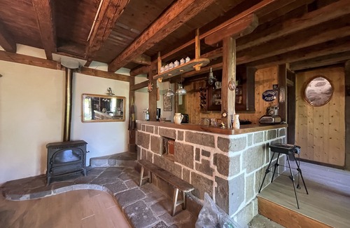 Saint-Martin-Valmeroux House | Maison#vacances#montagne#cantal