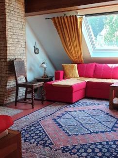 Pfalzel Apartment | Maisonette Elisabeth