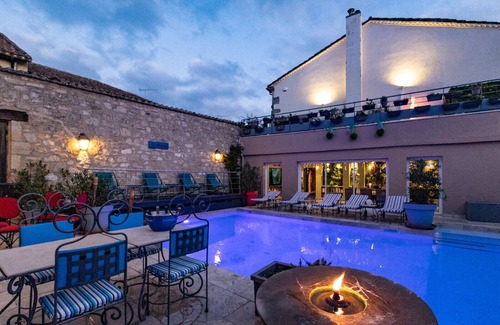 Terraube Villa | MaisonToscane 5* with AC - heated private pool, jacuzzi, billiards