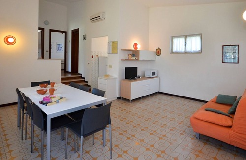 Lignano Riviera Villa | Majestic villa with a large beautiful garden