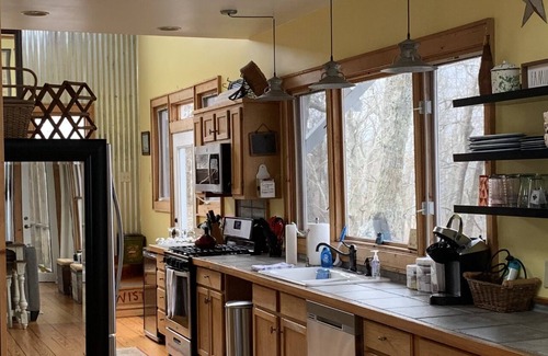 Valley Head House | Majestic Views, Romantic Brow Home 1.5 Miles From The Heart Of Mentone