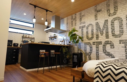 Saeki Ward Hotel | Make a reservation directly and save Double room - Garage House Hotel ISHIUCHI BASE 02/Hiroshima Hiroshima