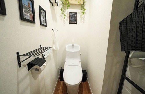 Saeki Ward Hotel | Make a reservation directly and save Double room - Garage House Hotel ISHIUCHI BASE 02/Hiroshima Hiroshima