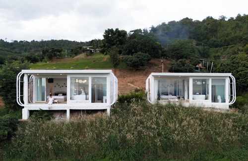 Mae Suai House | Make me see cloud