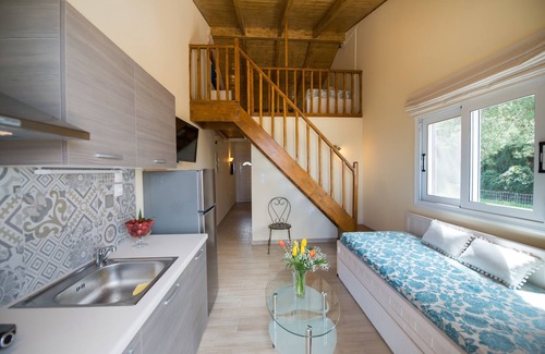 Agios Ioannis House | Makis&Fani Homes. Seafront Homes Supreme Vacations!