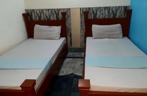 Sialkot Hotel | Makkah Guest House