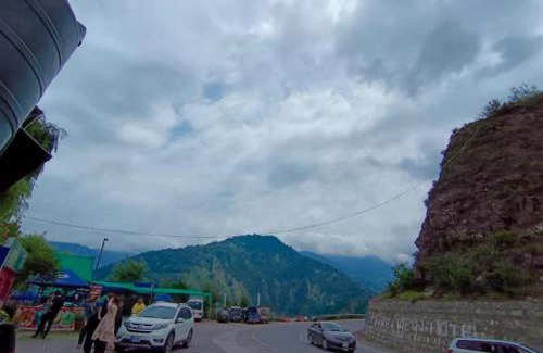 Khyber Pakhtunkhwa Hotel | makra view hotel and restaurant