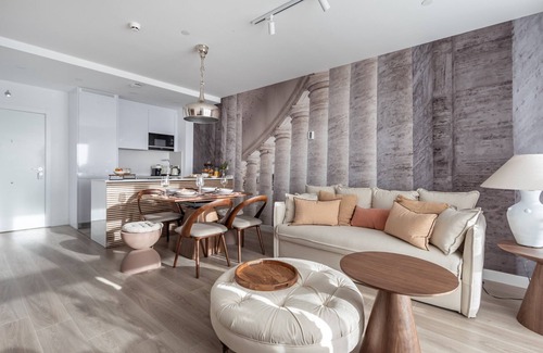 Palma-Palmilla Apartment | Malaga Skyline 1 Pool & Parking Free