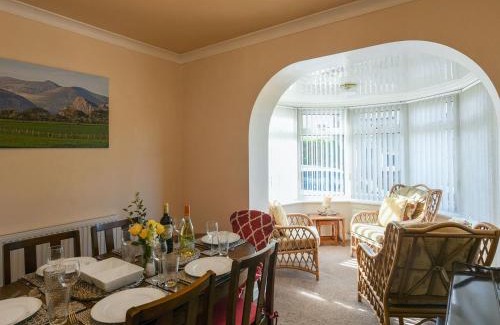 Bryn-crug House | Maldwyn