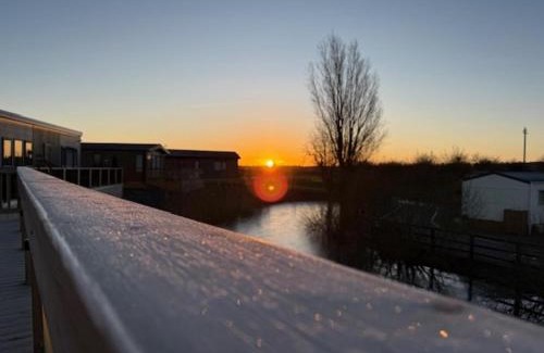 Malton House | Malton 2-Bed Lodge Sleeps 4 Pet Friendly