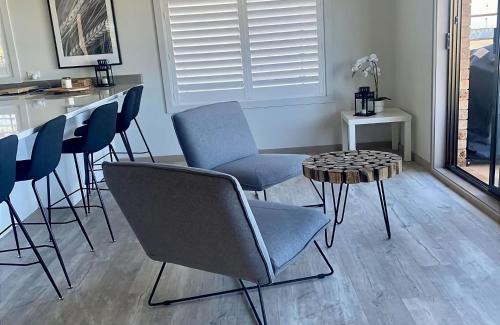 Malua Bay House | Malua Bay Beach house managed by Batemans Bay Accom