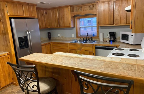 Zwolle Cabin | Managers Cabin 55 at Tranquility Bay Resort