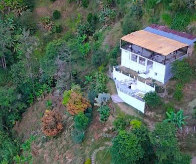 Ibague House | Manaju - Finca Campestre y Glamping