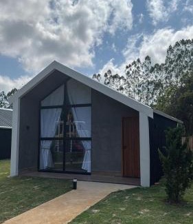 Miguel Pereira Cabin | Mandacaru Encantado