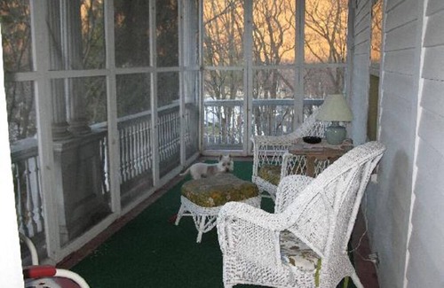 Towanda Bed & Breakfast | Mandeville at Victorian Charm Inn