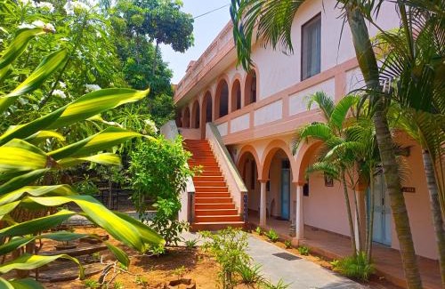 Pudukuppam Hotel | Mango Hill La Serene Puducherry