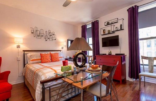 Central Park North Apartment | Manhattan Studio! Walk to scenic Morningside park, restaraunts, subway. Free WiF
