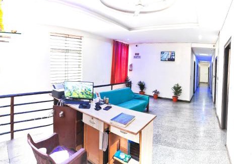 Rajajinagar Hotel | Manjushree Lodging