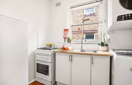Manly Apartment | Manly Getaway | Perfect Location