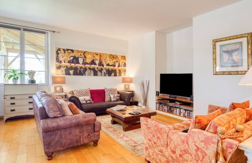 Castelmoron-sur-Lot Other | Manoir Des Cedres - Eight Bedroom Castle, Sleeps 20