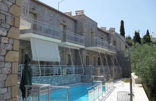 Stoupa Apartment | Manoleas Villas - Apartment 3