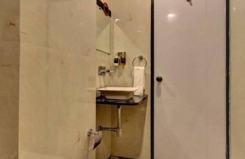 Nagpur Hotel | Manomay