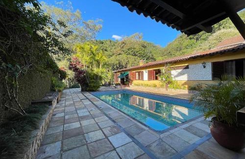 Petropolis House | Mansão B@rdô Espaço Gourmet Piscina Petrópolis RJ