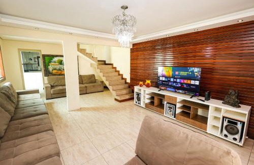 Europa Apartment | Mansão BH 30 pessoas, Piscina, Sauna e Eventos