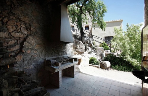 La Llacuna Villa | Mansion in La Llacuna with Pool & Mountain Views