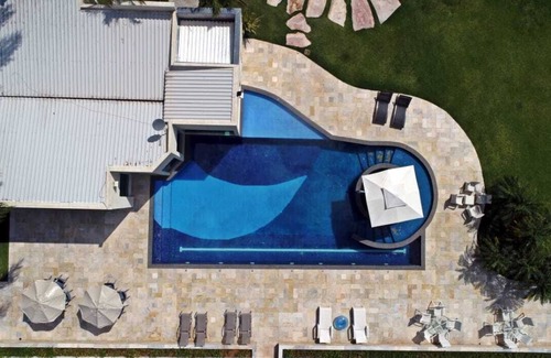 Capitolio House | Mansion on the edge of the lake with 10 bedrooms