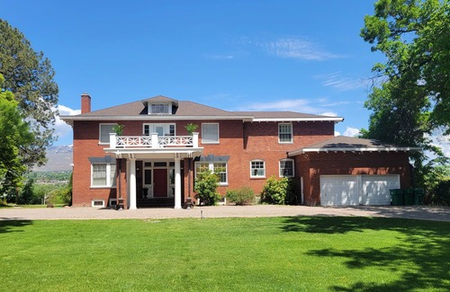 Old Southwest House | Mansion on the Truckee River, walking distance from Downtown/Midtown. Beautiful.