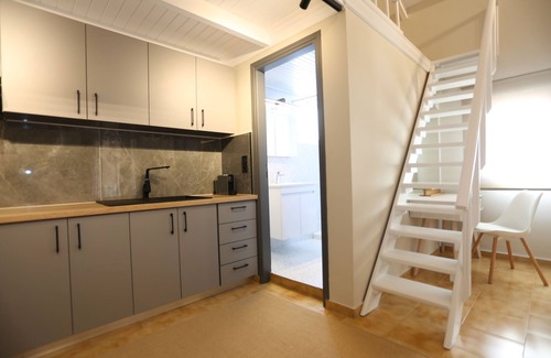 Agios Sostis Apartment | Manthos Apts - Terry Attic Studion