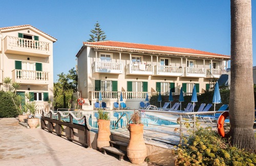 Agios Sostis Apartment | Manthos Apts - Terry Attic Studion