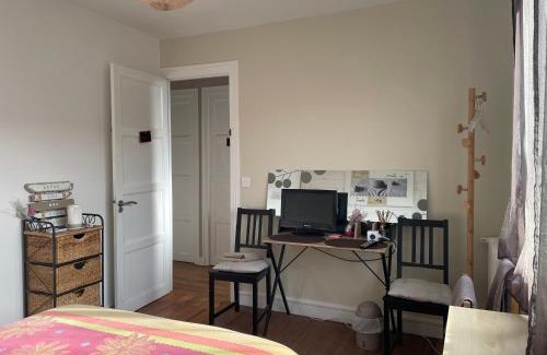 Dinan Bed & Breakfast | Manurêva - Chambre d'hôte en coeur de ville
