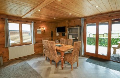 Bridgetown House | Maple