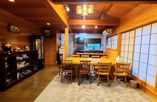 Otsuki Villa | Maple House - Kawaguchiko Otsuki - 10 people or more