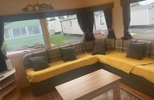 Porthcawl House | Maples 126 - 3 Bedroom Caravan at Trecco Bay Holiday Park, Porthcawl