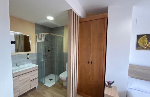 Piornal Apartment | MAR DE NUBES PIORNAL Habitación con baño Entre el valle del jerte y la vera